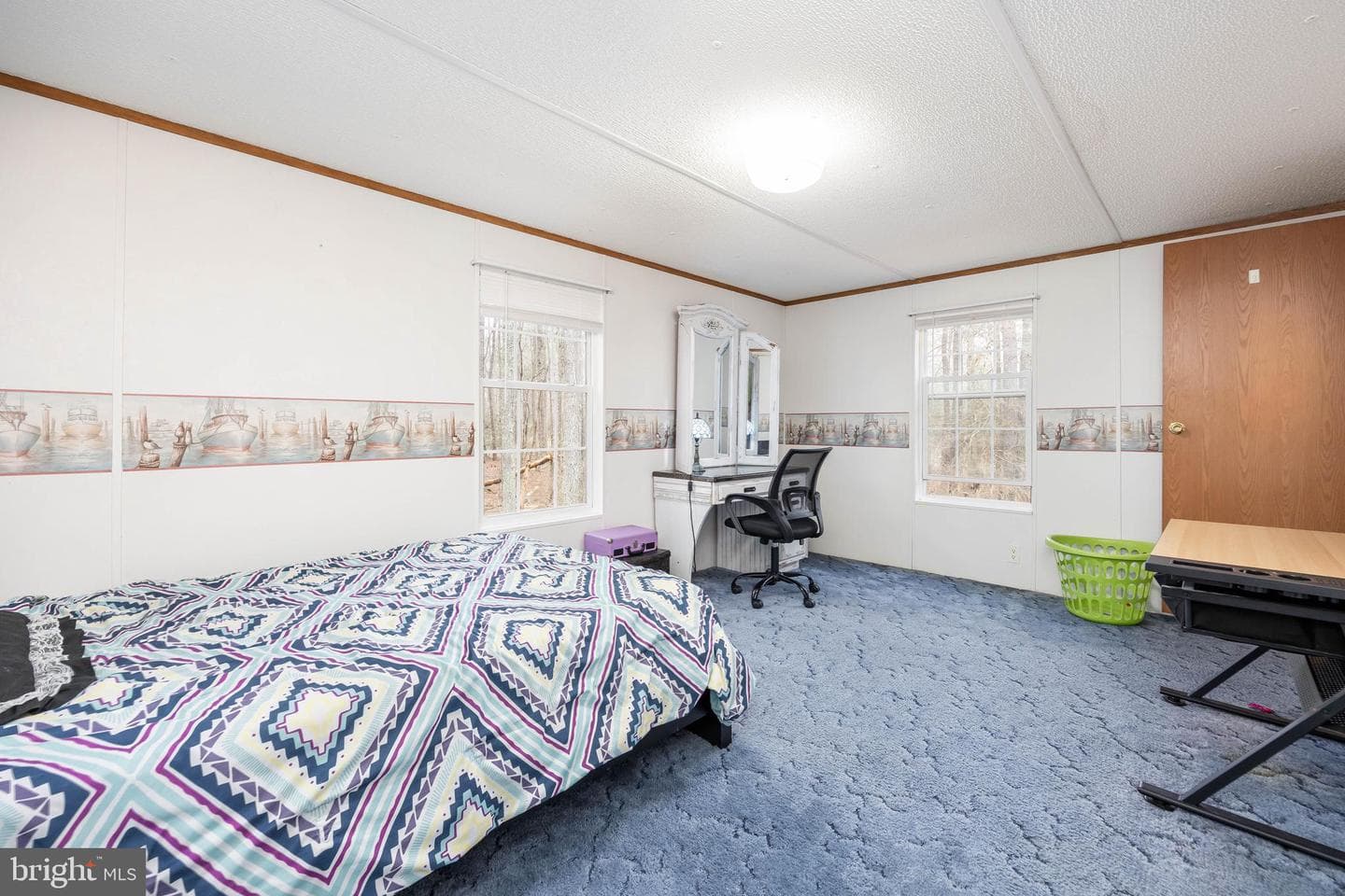 22139 Royal Oak Road photo 40