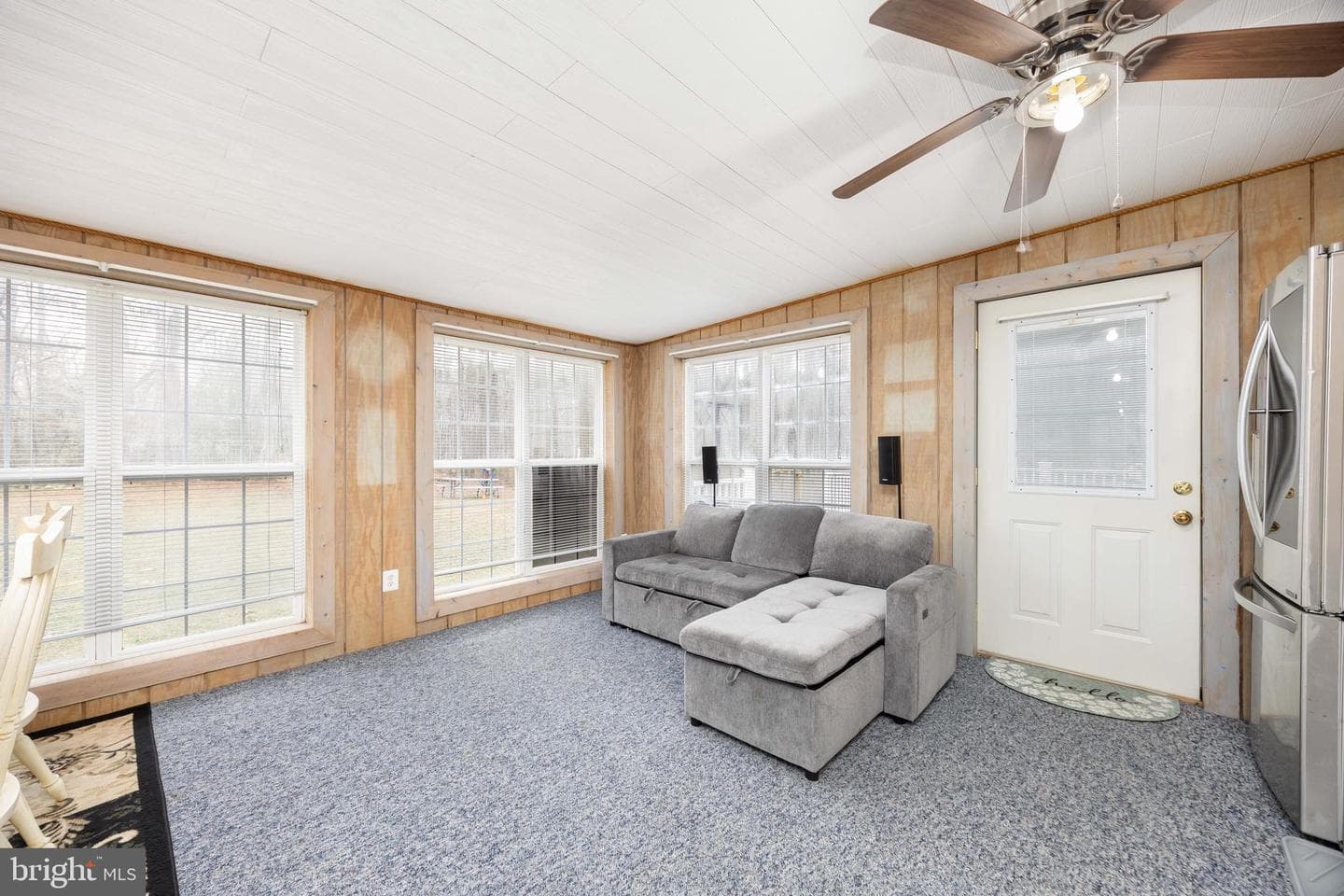 22139 Royal Oak Road photo 7