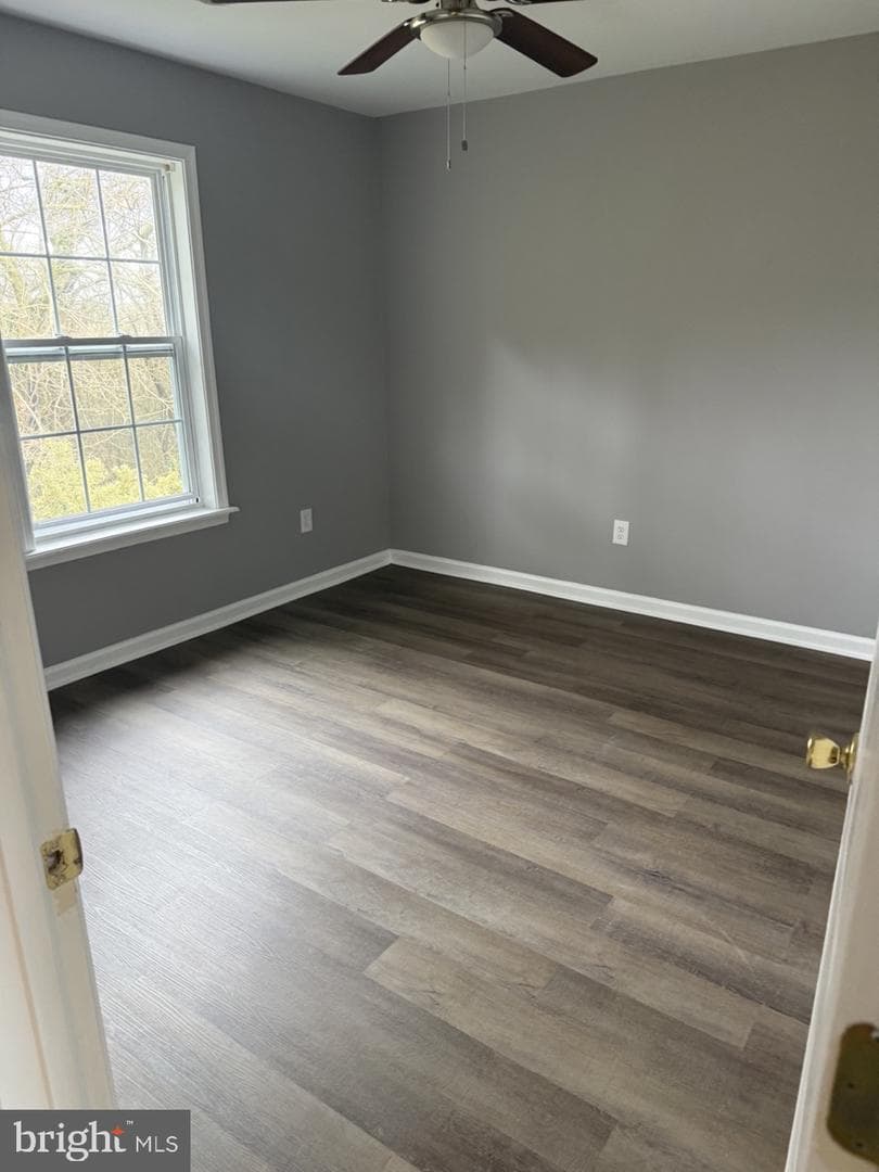1021 Zircon Court photo 11