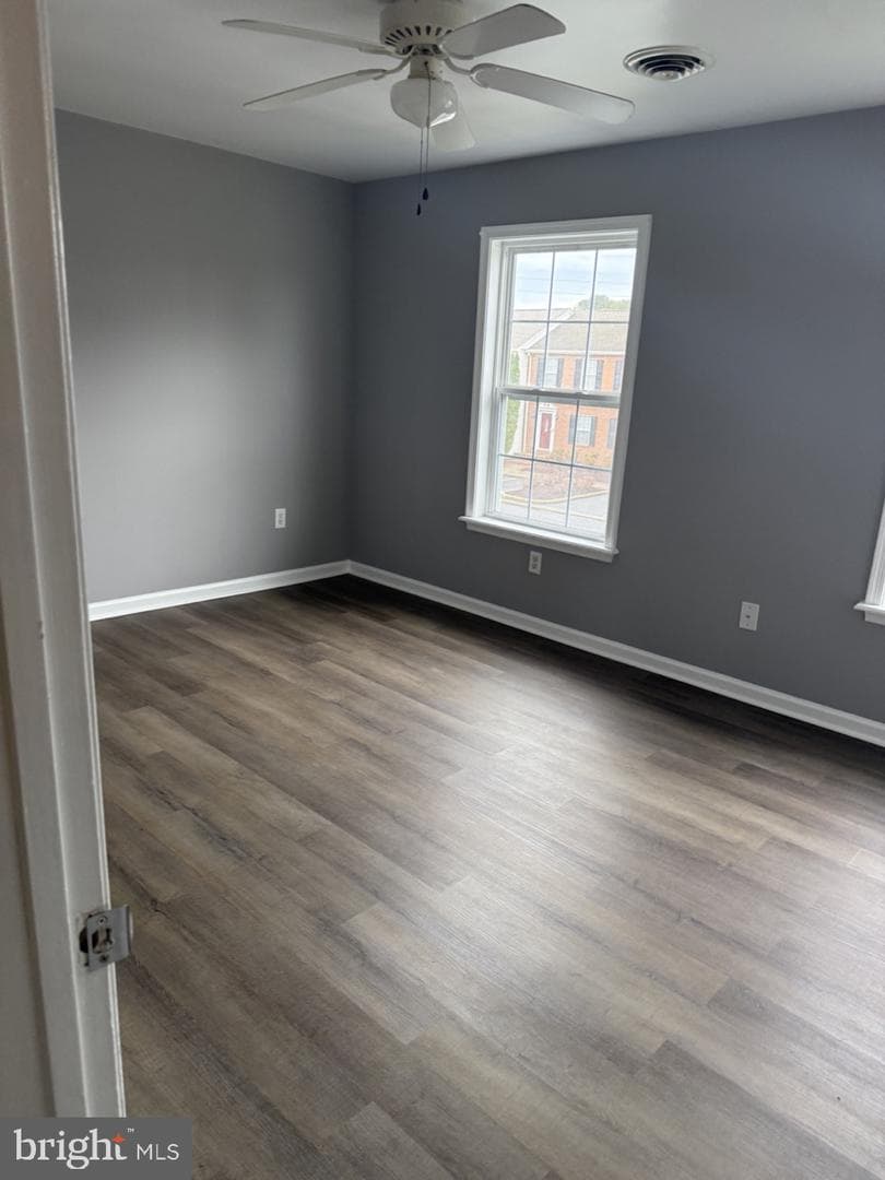 1021 Zircon Court photo 12