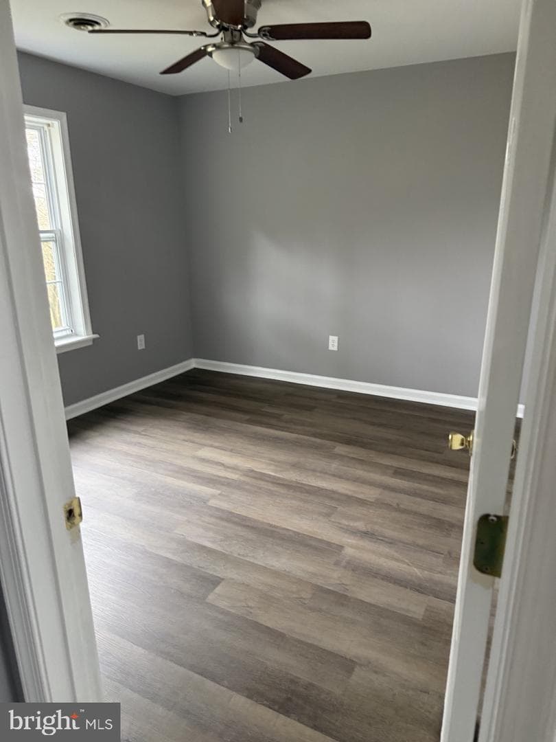 1021 Zircon Court photo 8