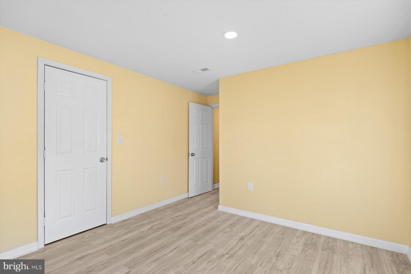 8100 Jersey Road photo 22