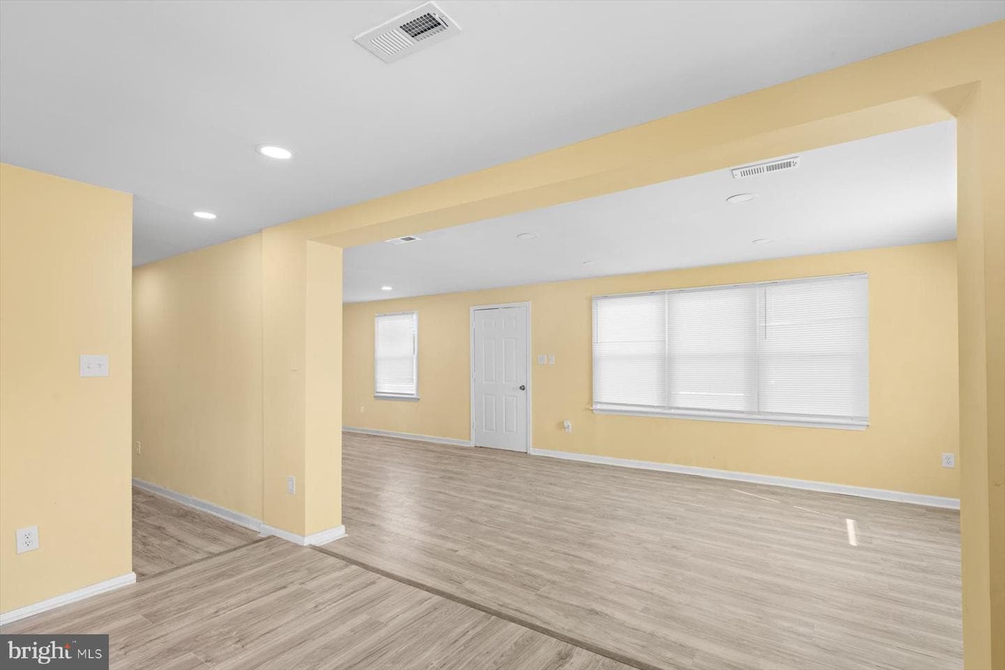 8100 Jersey Road photo 9