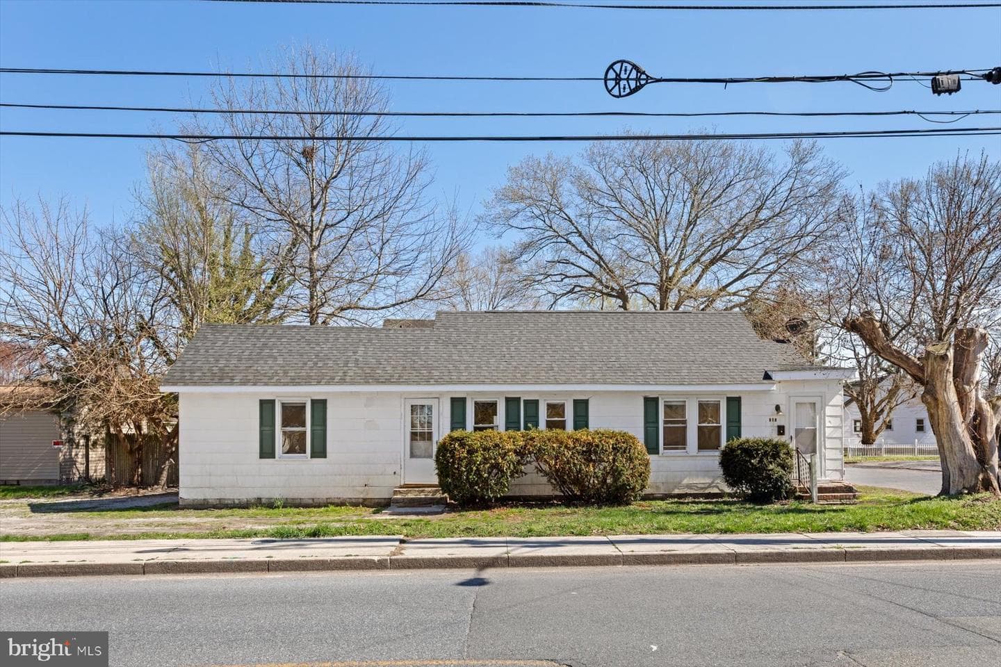 705 Roger Street photo 22