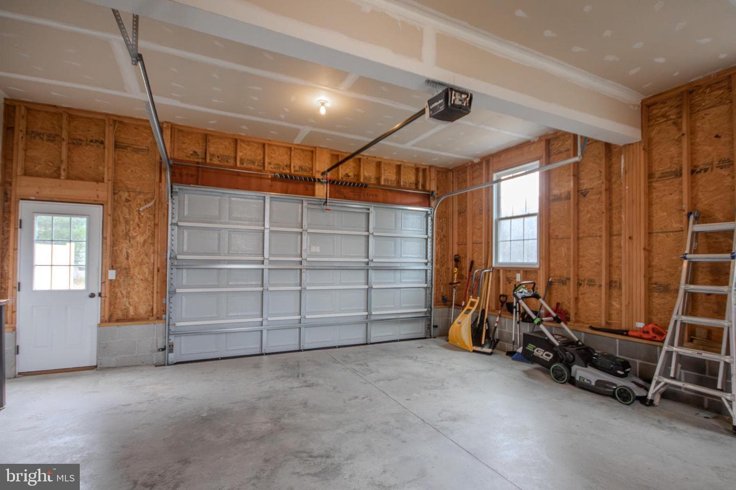 5987 Deer Creek Drive photo 23