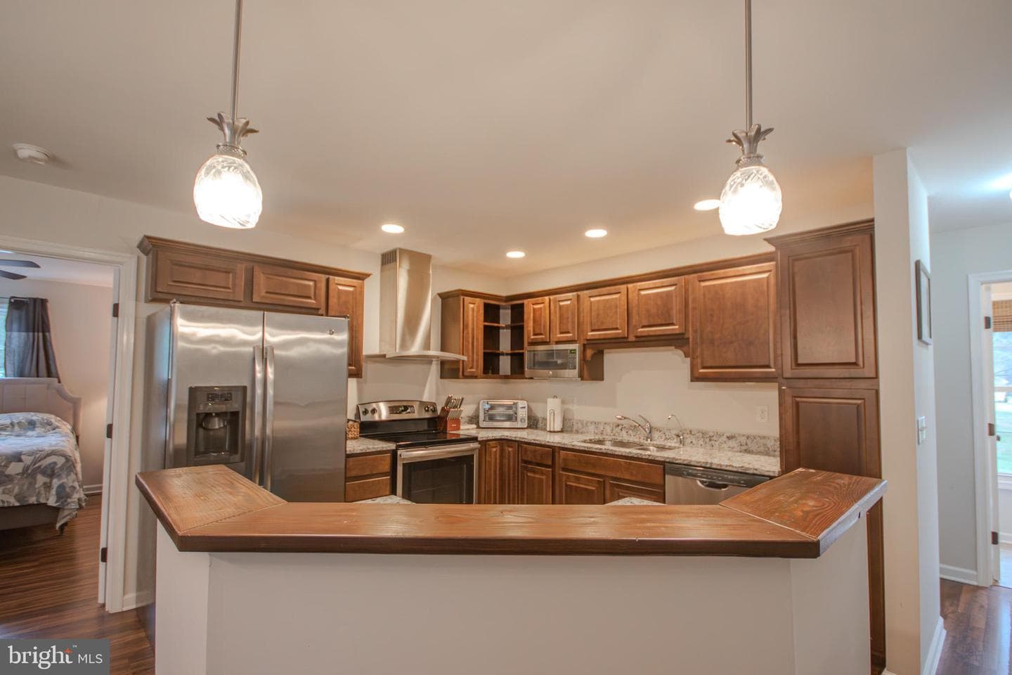 5987 Deer Creek Drive photo 3
