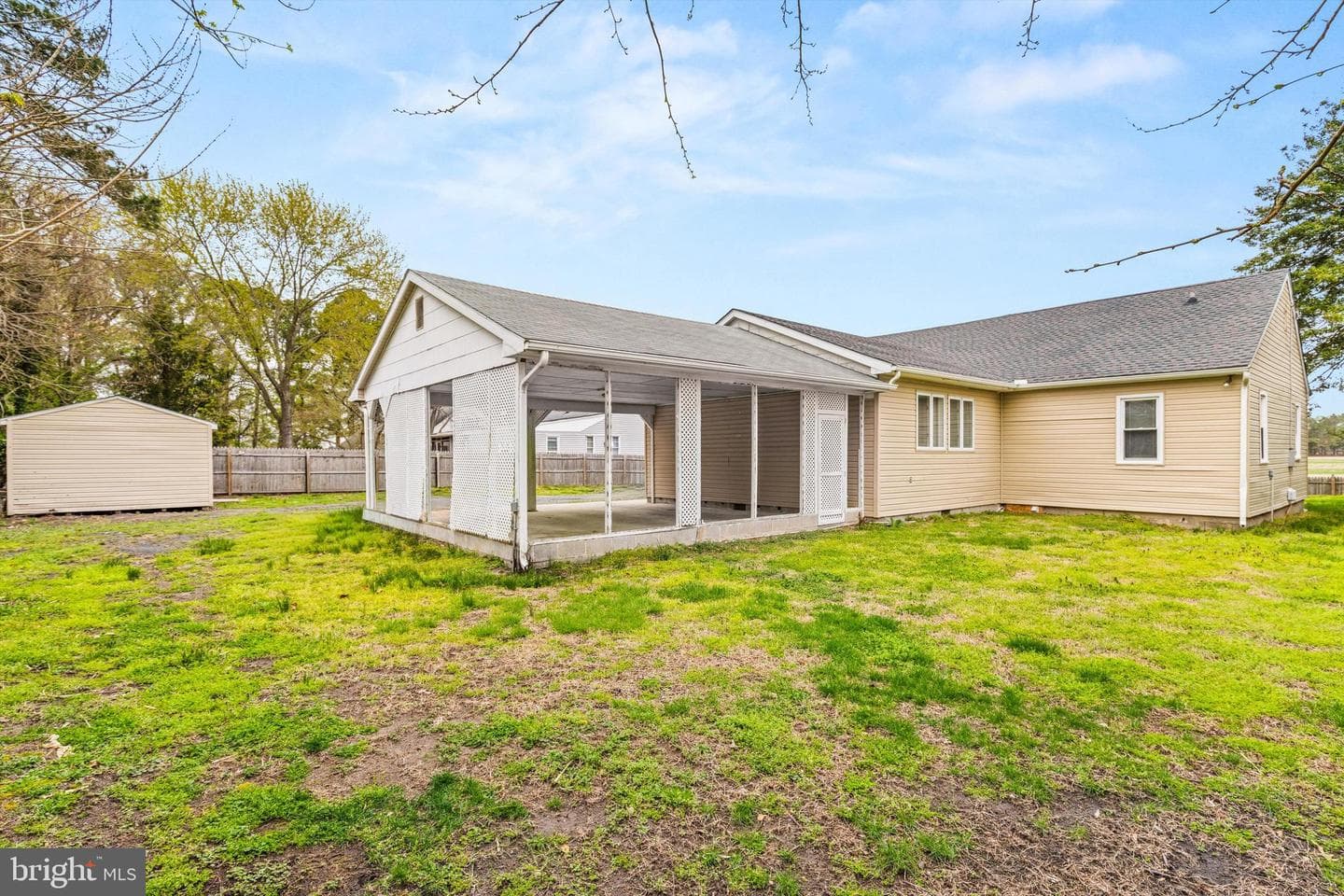 308 E Cedar Lane photo 32