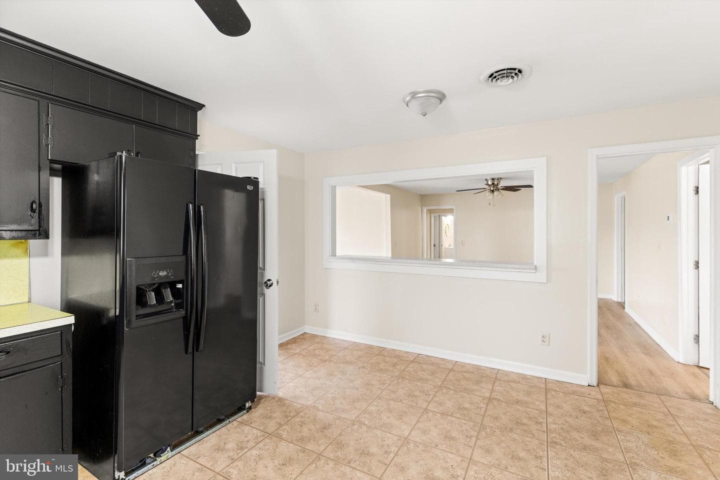 308 E Cedar Lane photo 7