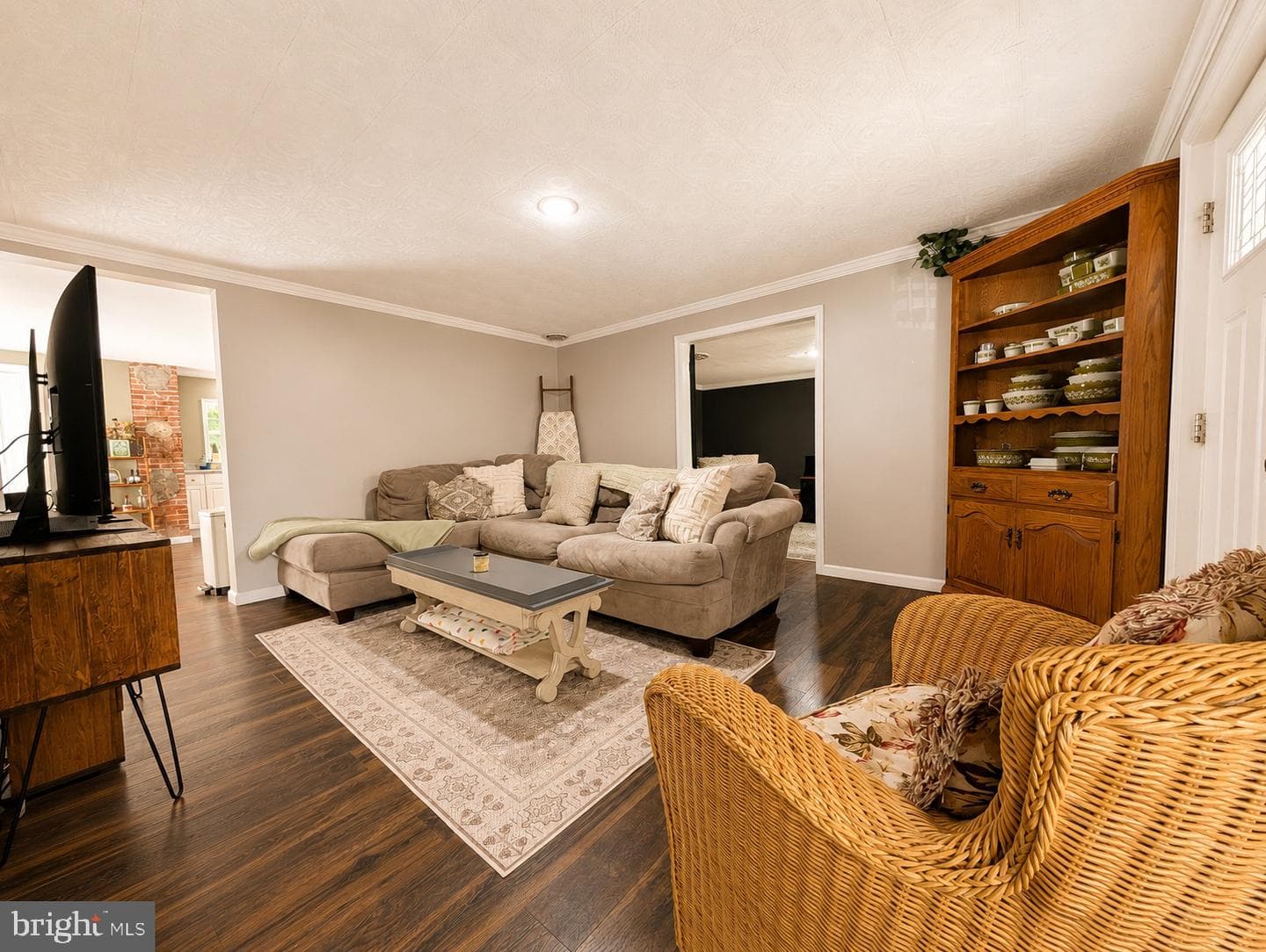 413 Railroad Avenue photo 16