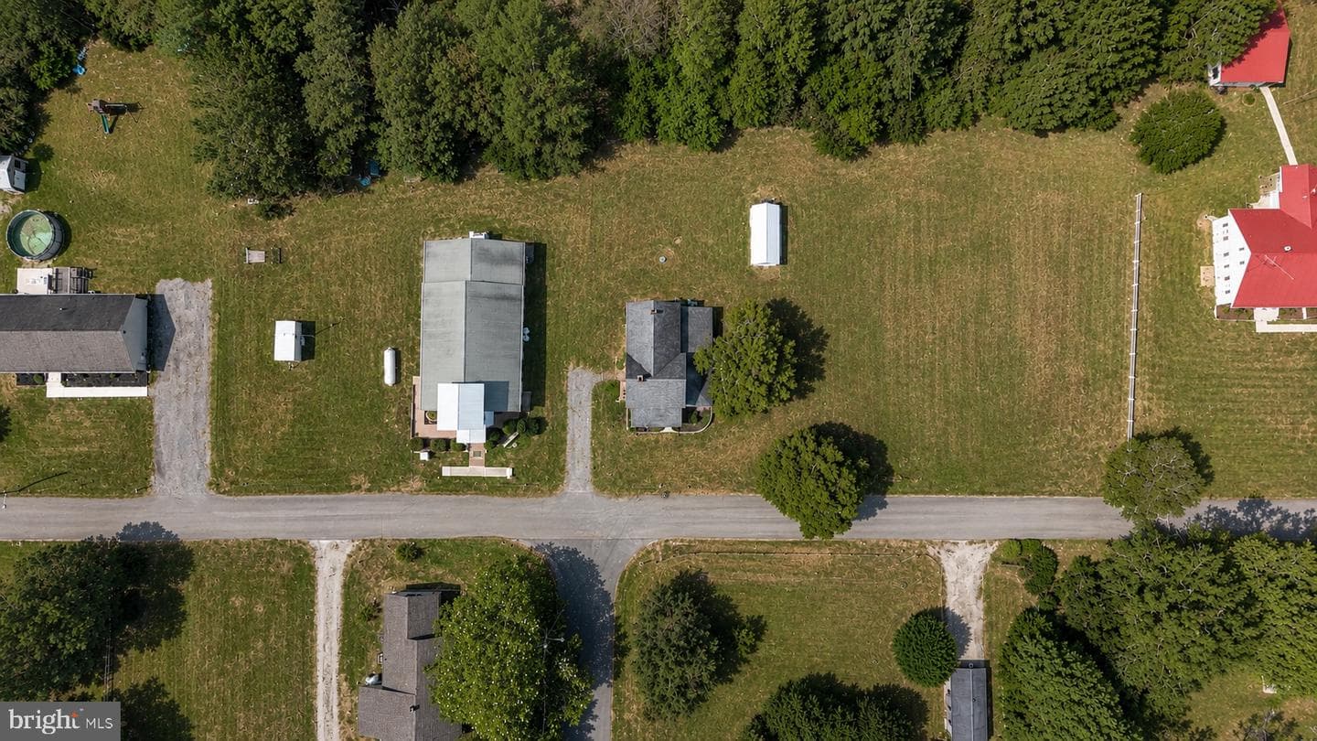 413 Railroad Avenue photo 32