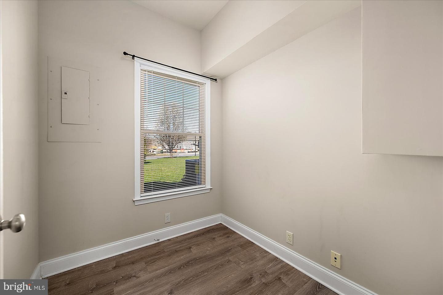 1443 Hidden Meadow Lane photo 10