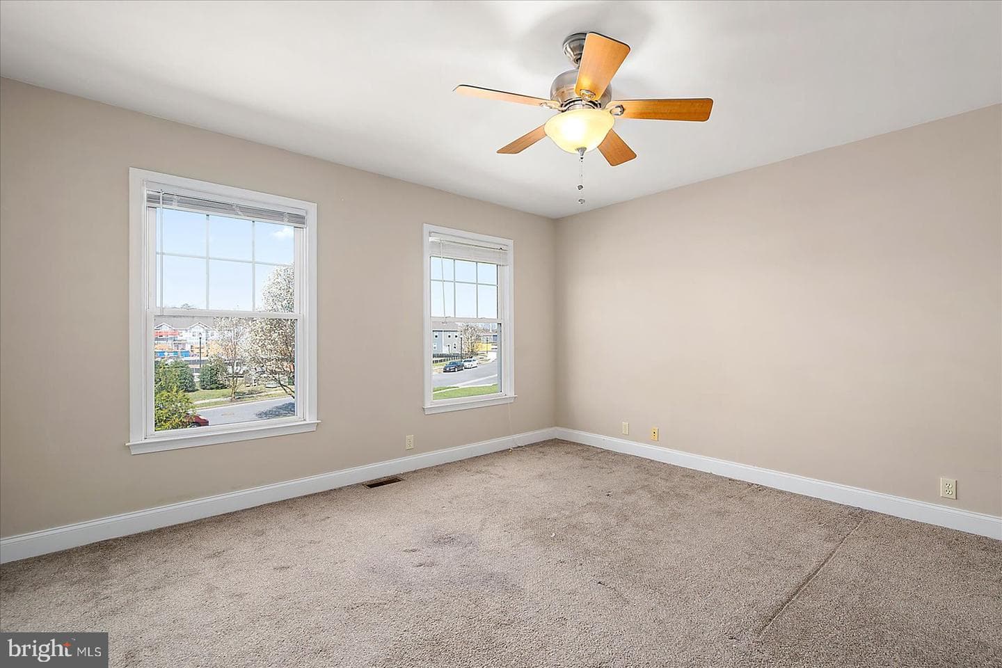 1443 Hidden Meadow Lane photo 23
