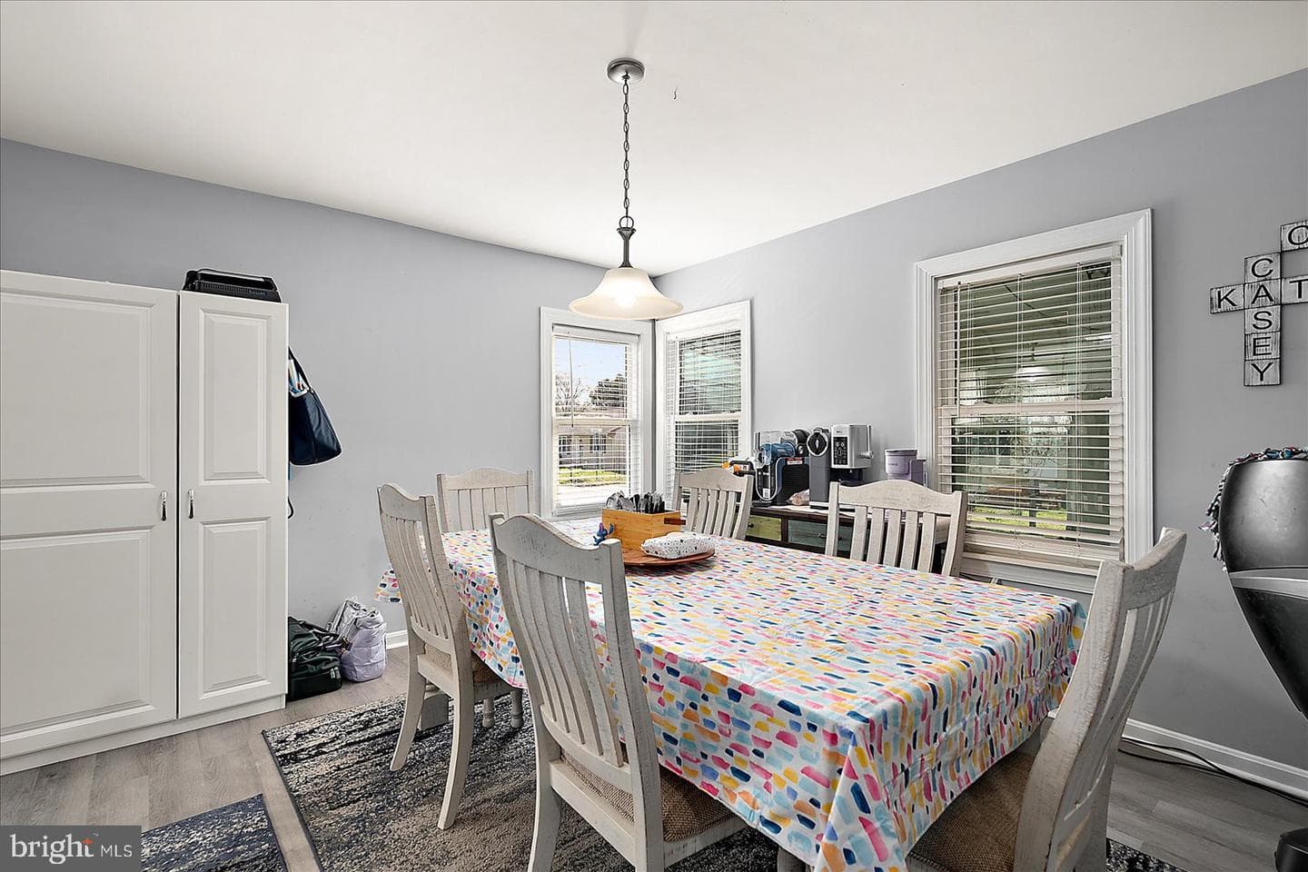 411 E Walnut Street photo 16