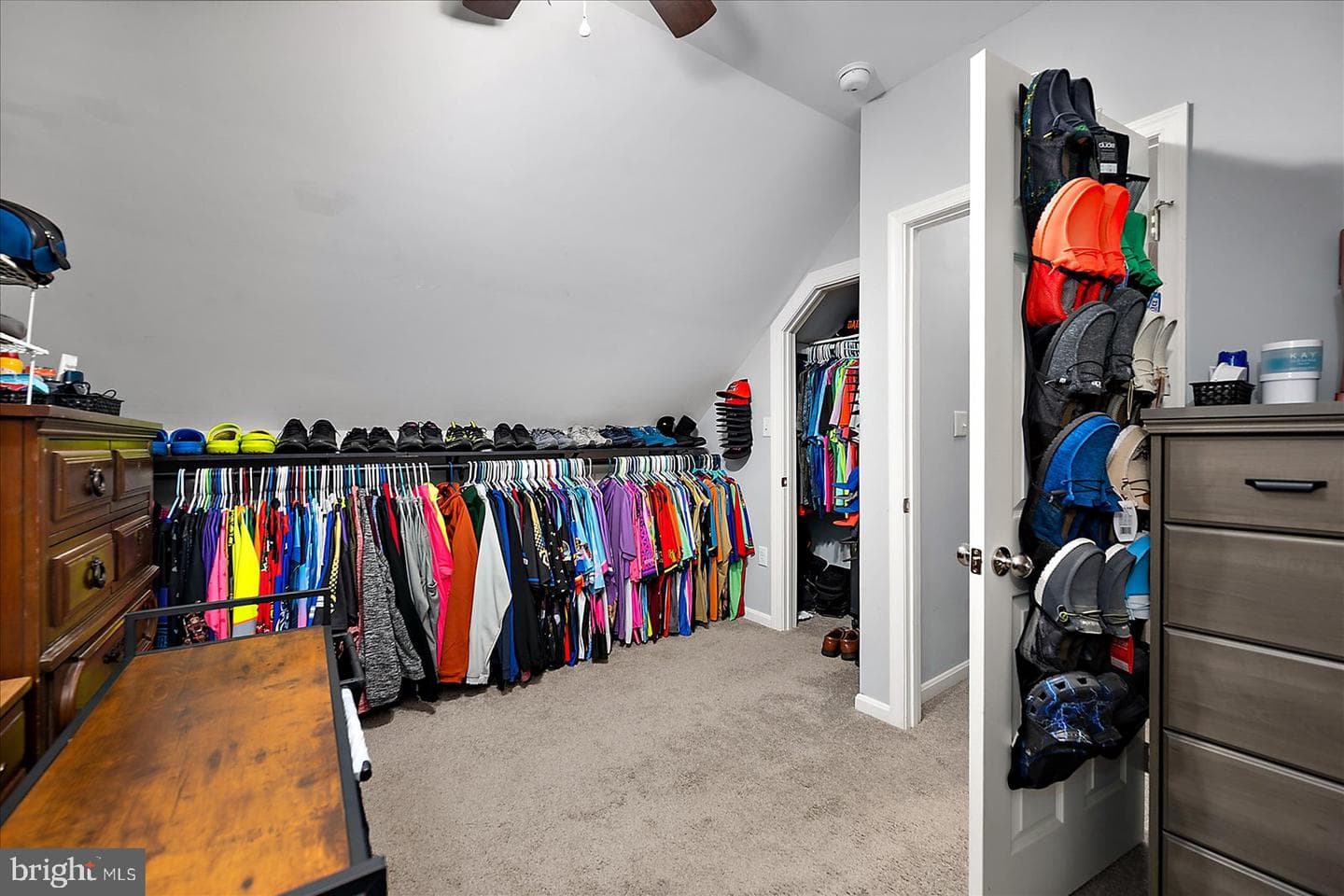 411 E Walnut Street photo 25