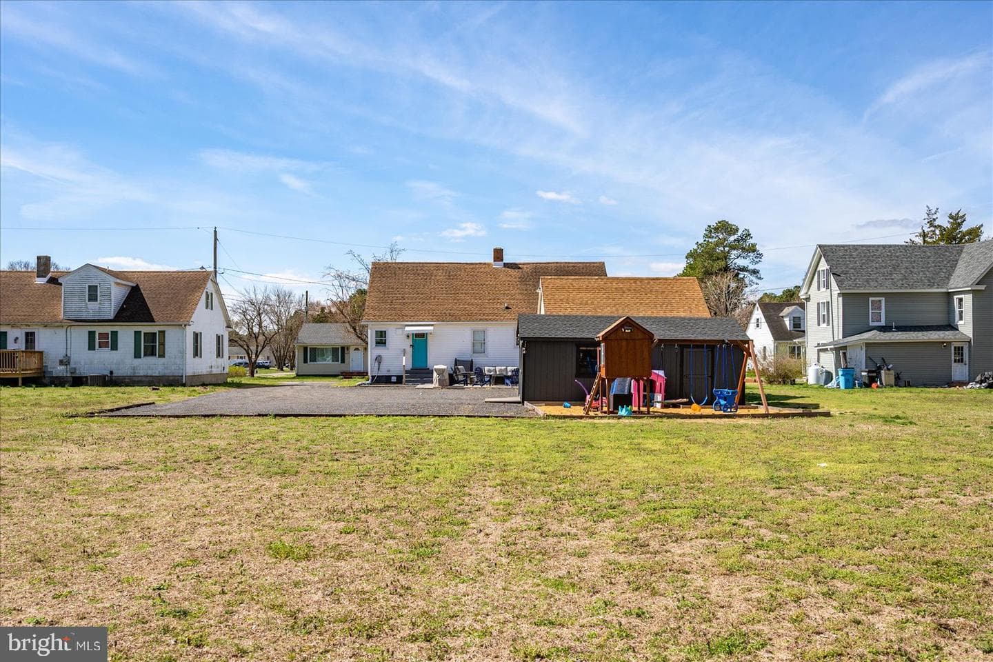 411 E Walnut Street photo 50