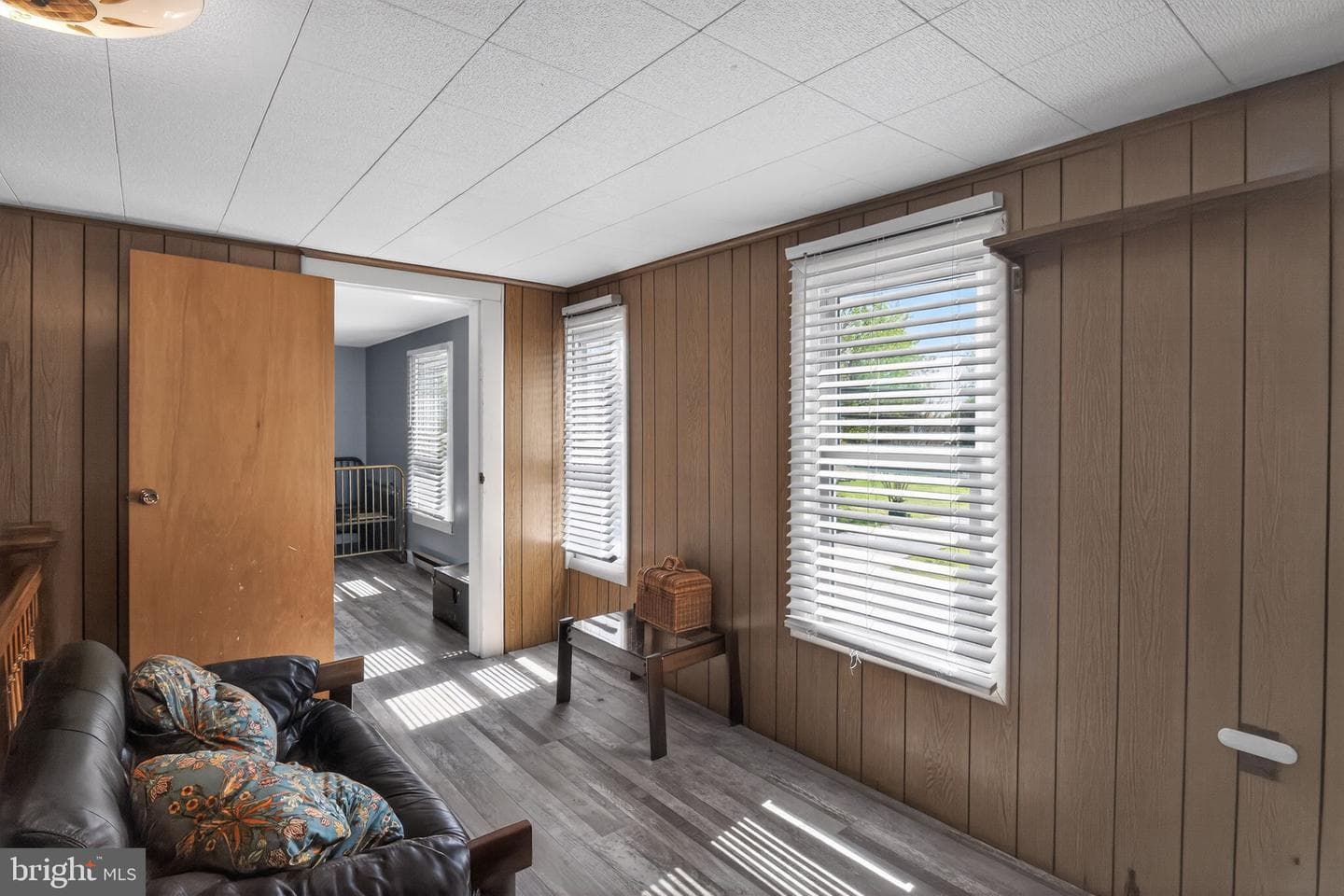 111 E Lillian Street photo 18
