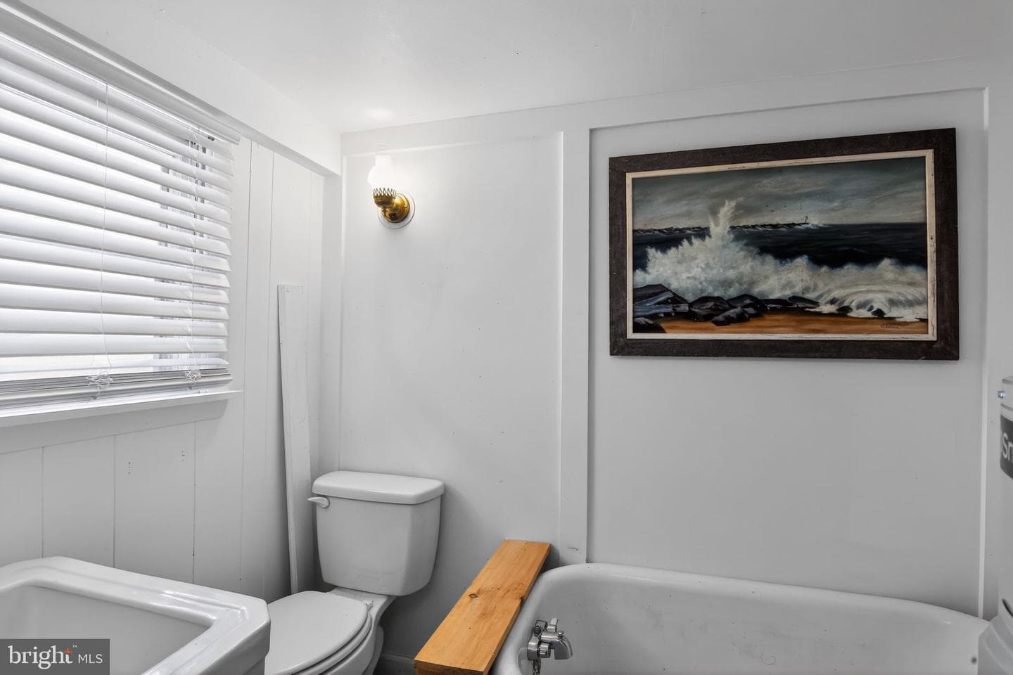 111 E Lillian Street photo 23