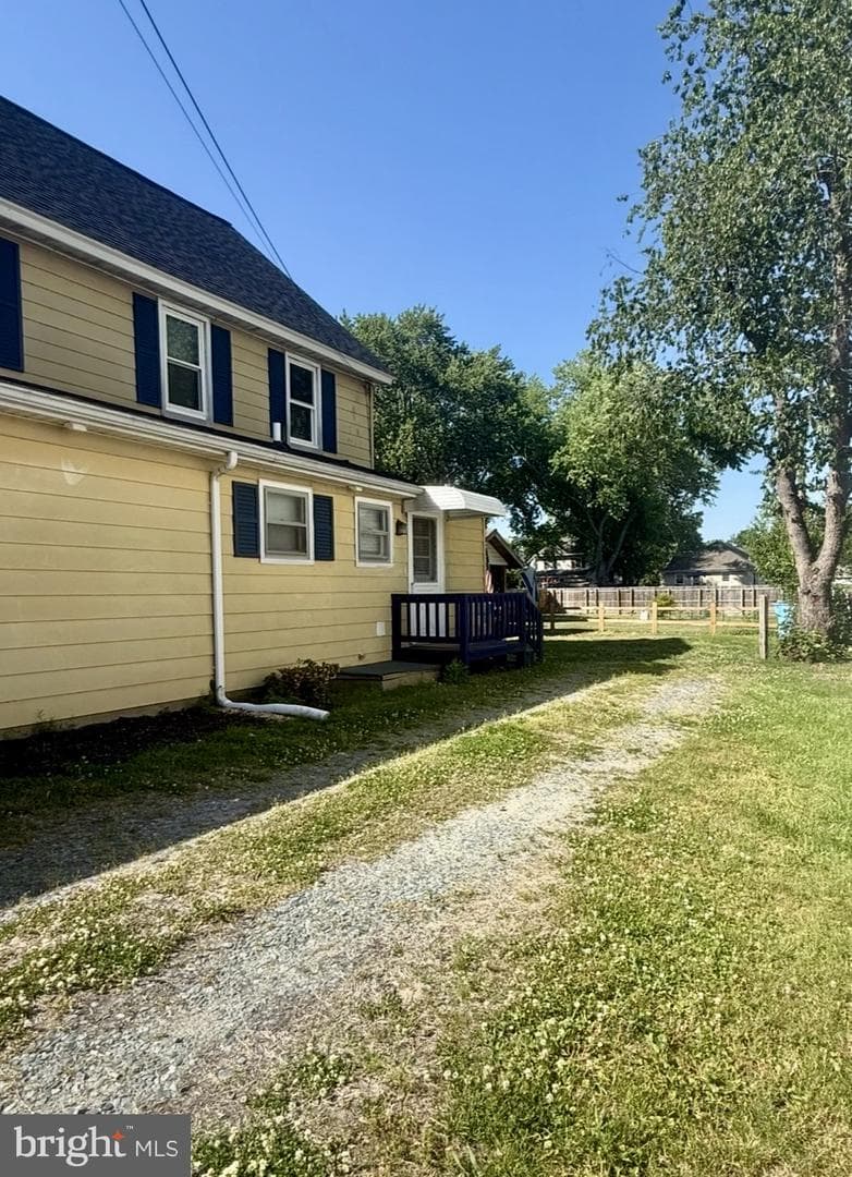 111 E Lillian Street photo 31