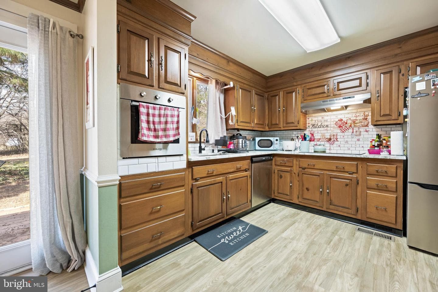 27504 Riverside Drive photo 3