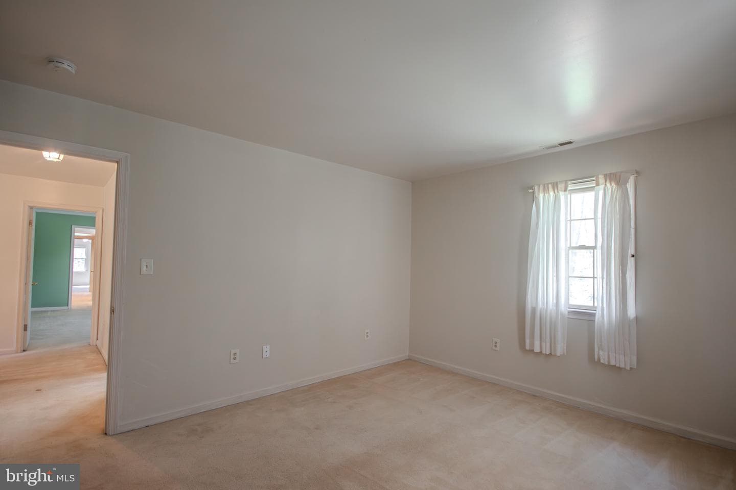 30668 Foxchase Drive photo 38