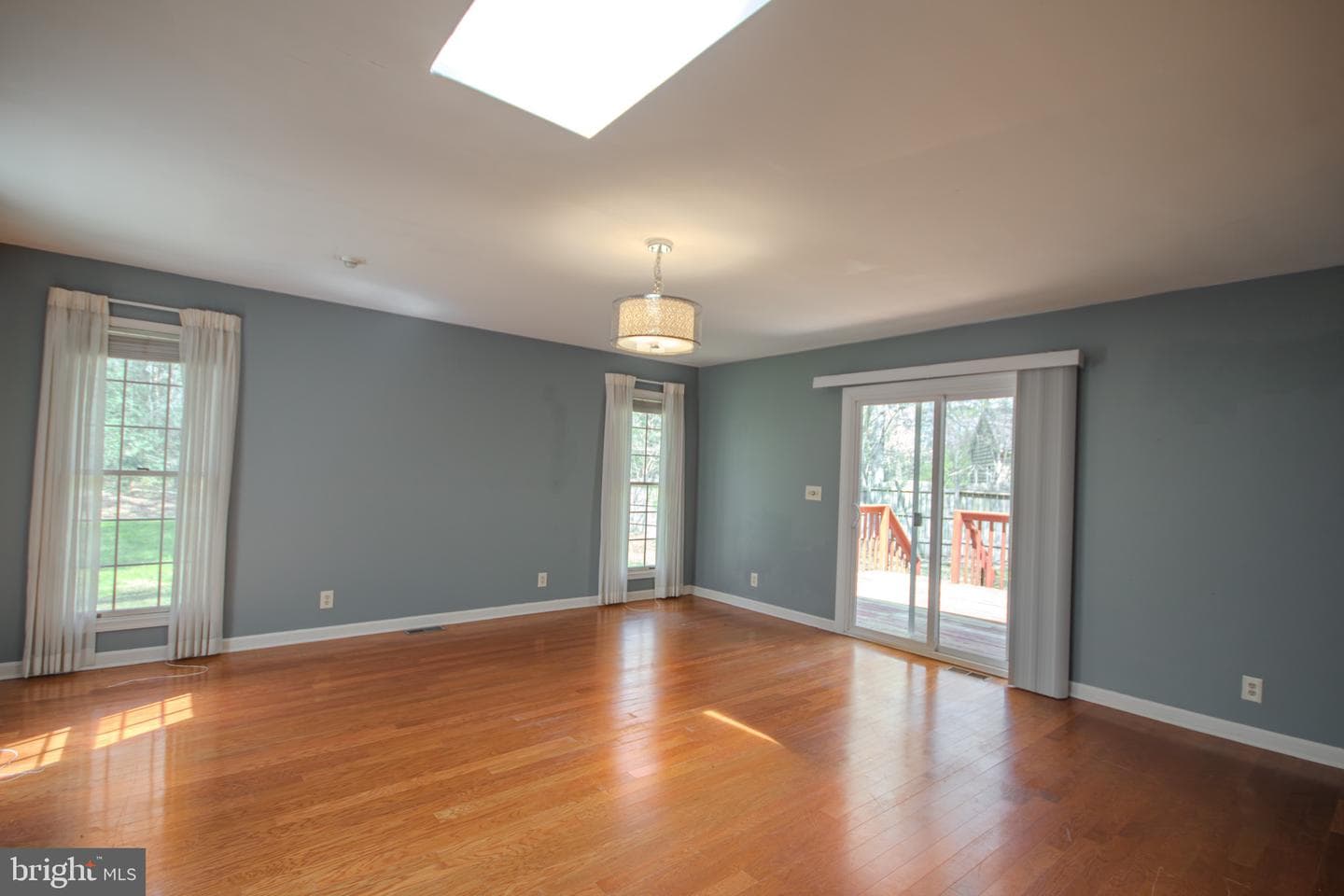 30668 Foxchase Drive photo 8