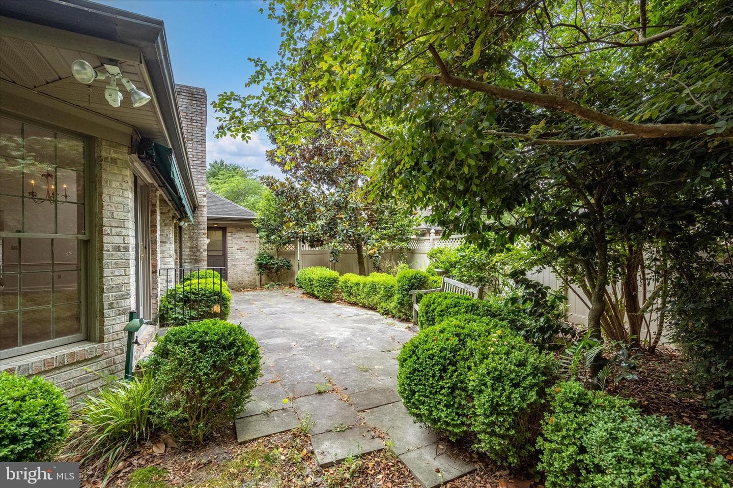 611 N Park Drive photo 102