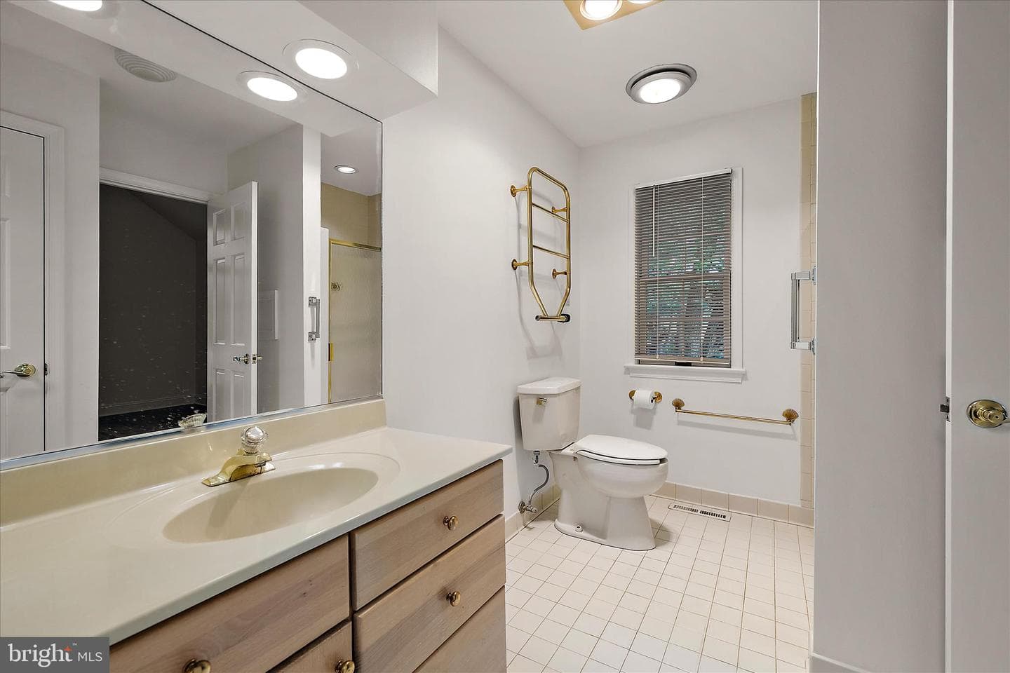 611 N Park Drive photo 8