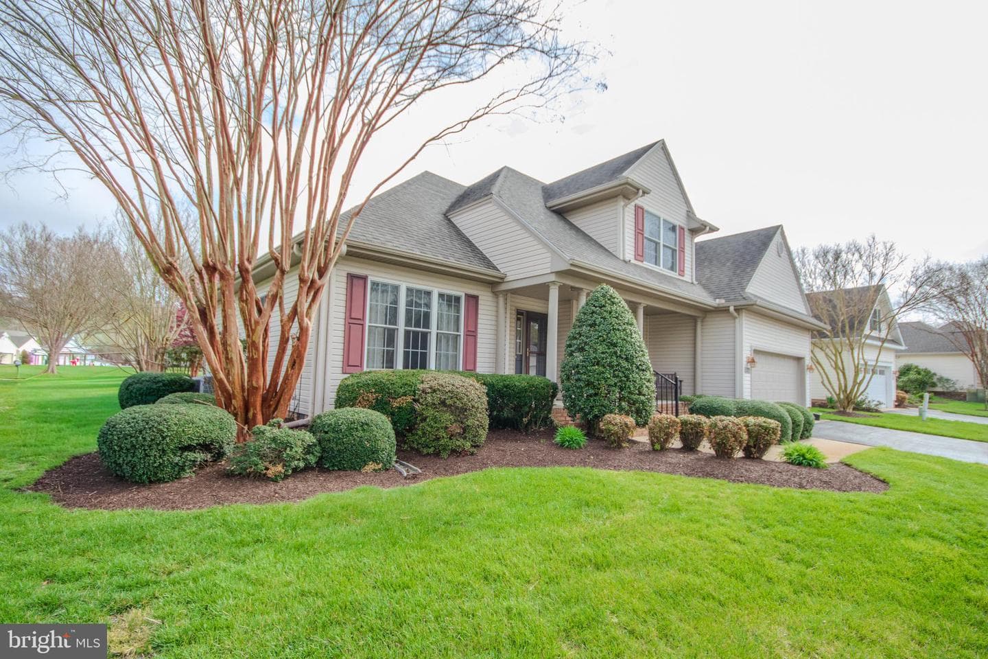 223 Creekside Drive photo 3