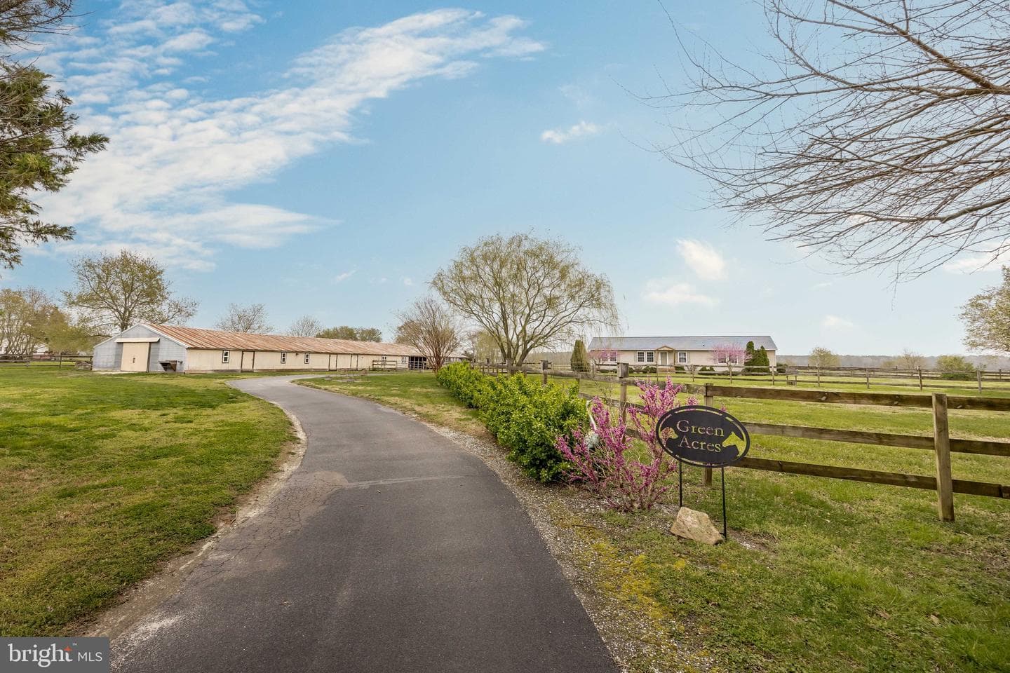 8071 Brown Road photo 1