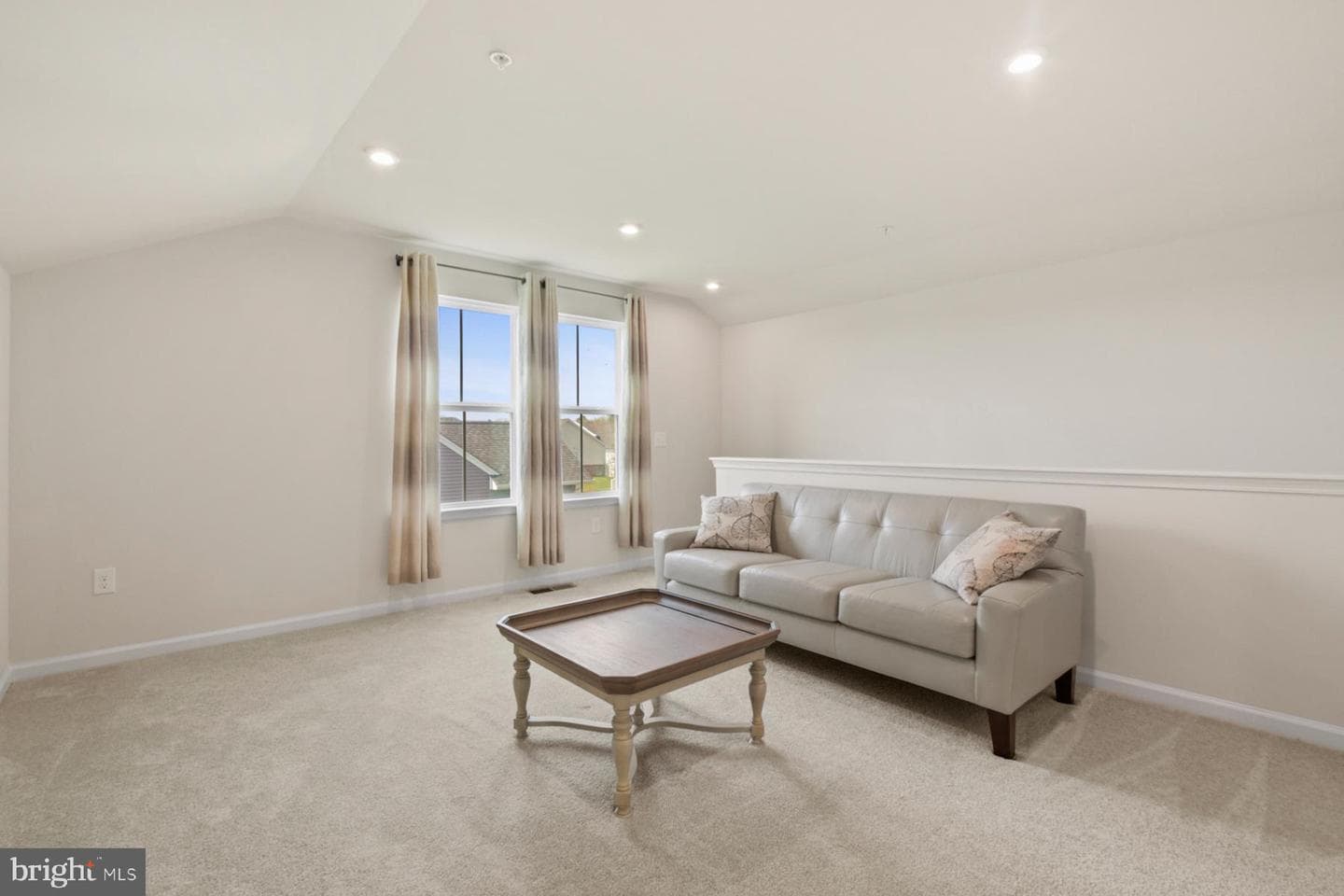 30717 Hawks Way photo 34