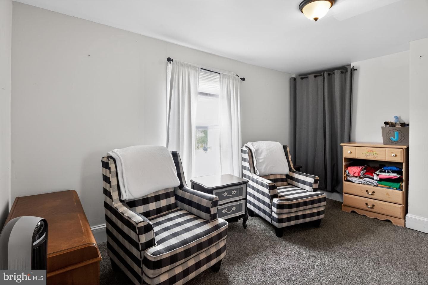 10 E Pine Street photo 16