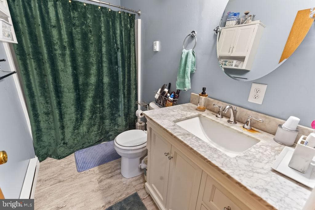 352 Carey Avenue photo 23