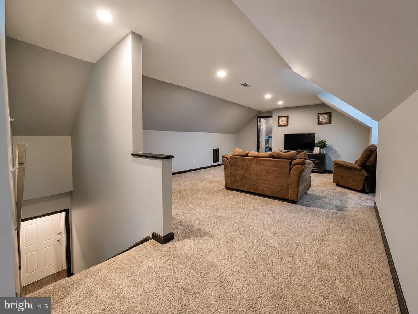 27905 Ocean Gateway photo 23