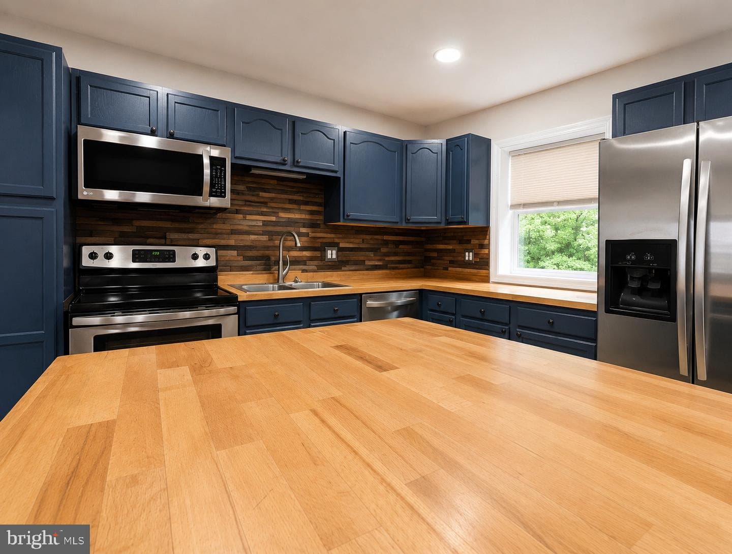 27905 Ocean Gateway photo 9