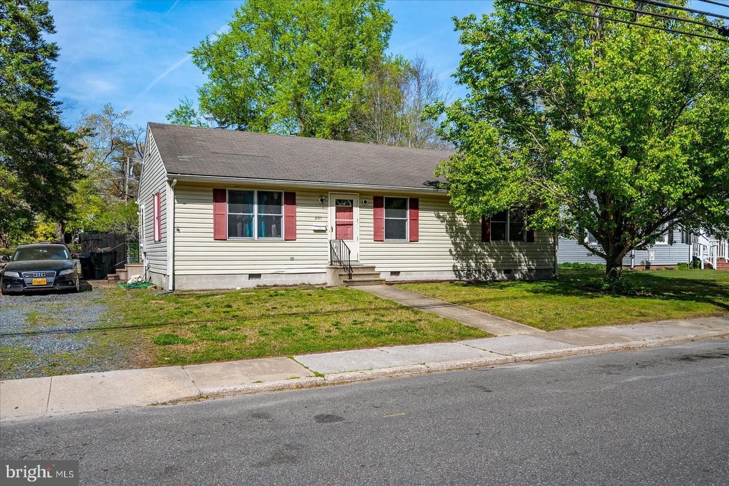 201 Glen Avenue, Salisbury