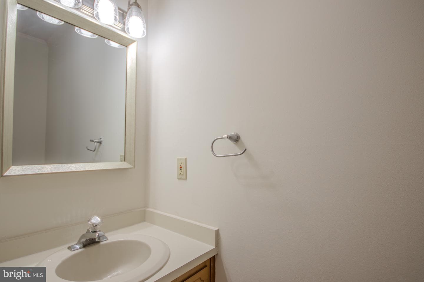 856 Beaglin Park Drive photo 11
