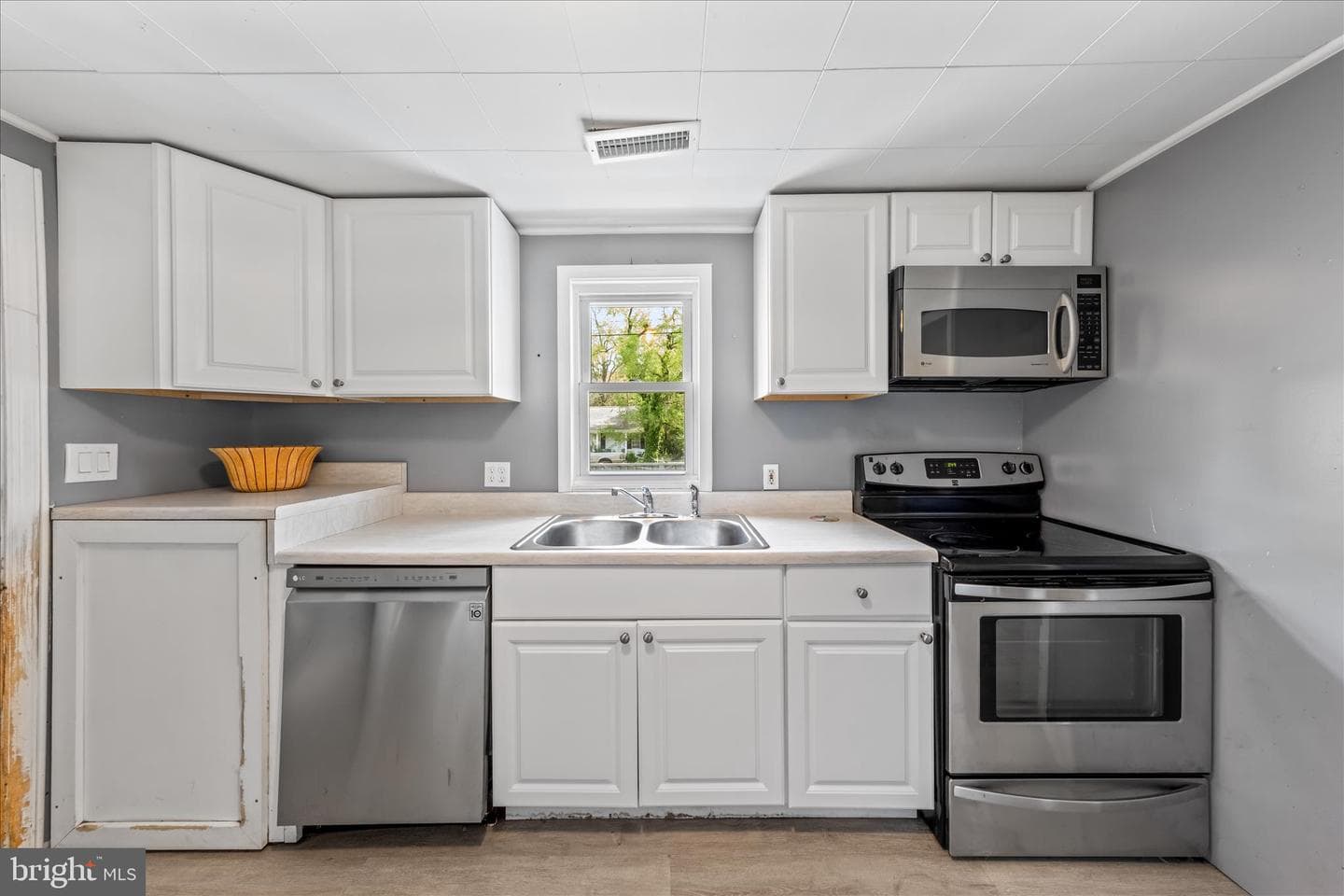 306 Atlantic Avenue photo 14