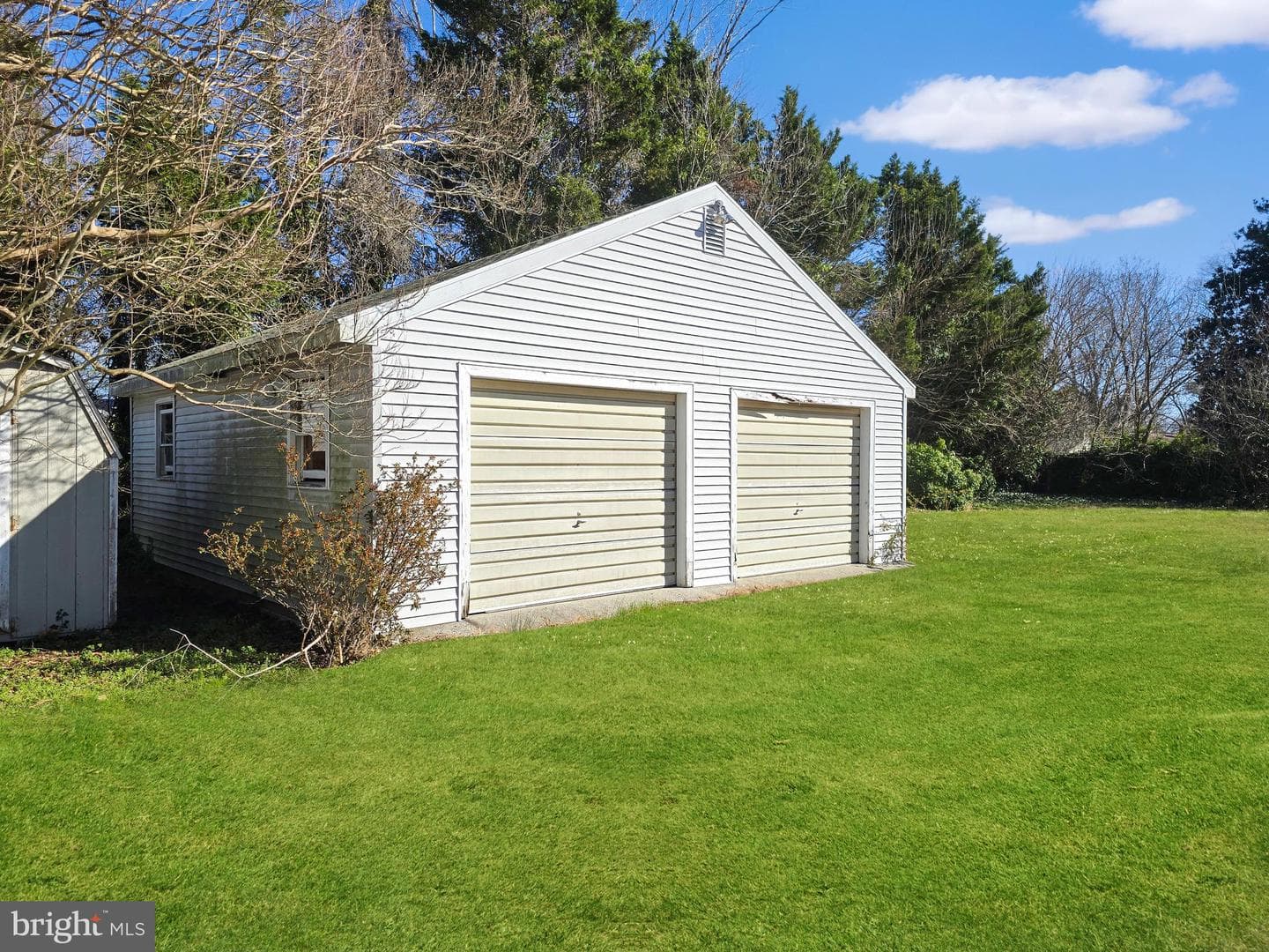 105 Lakeview Drive photo 17