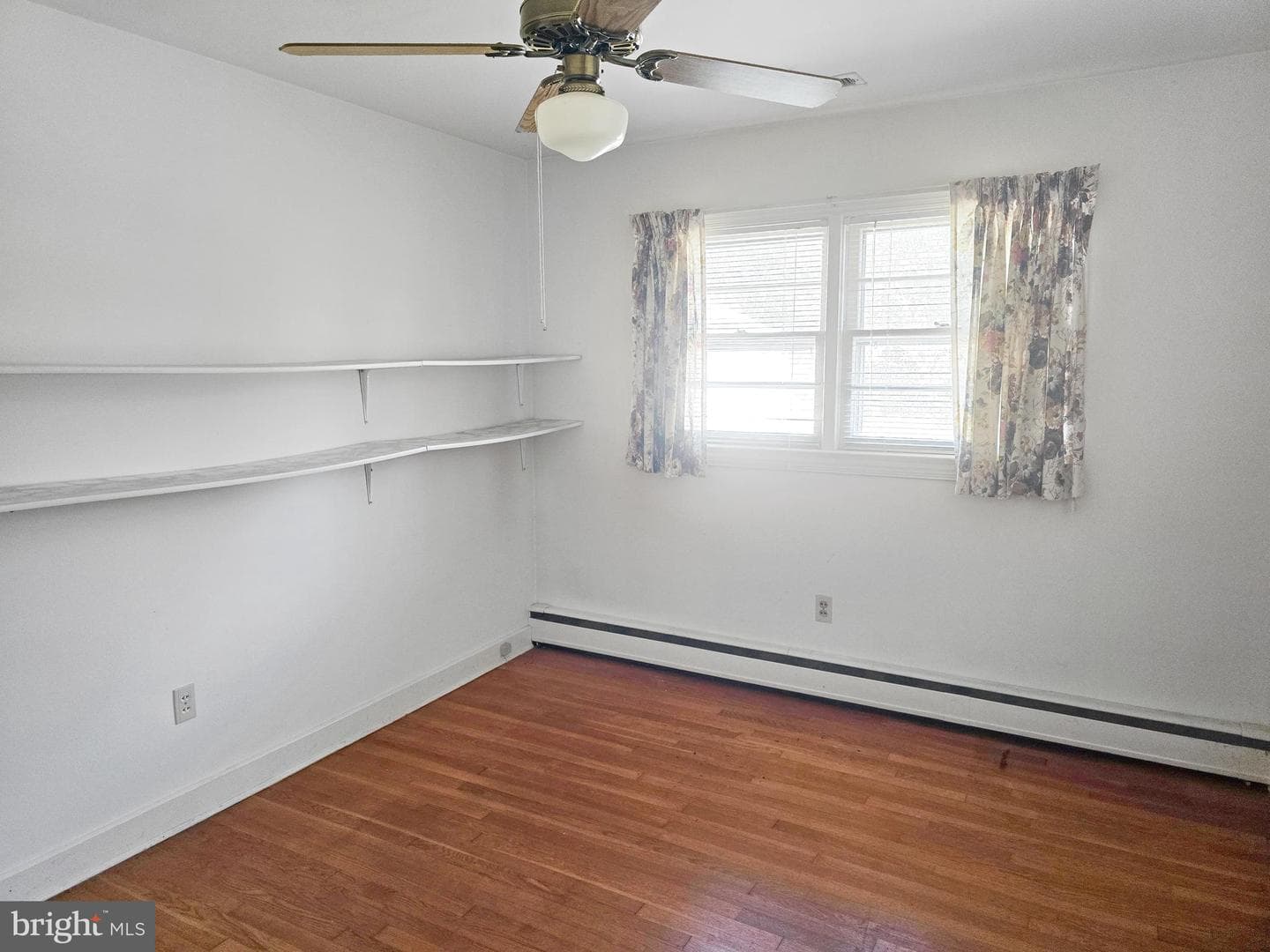 105 Lakeview Drive photo 9