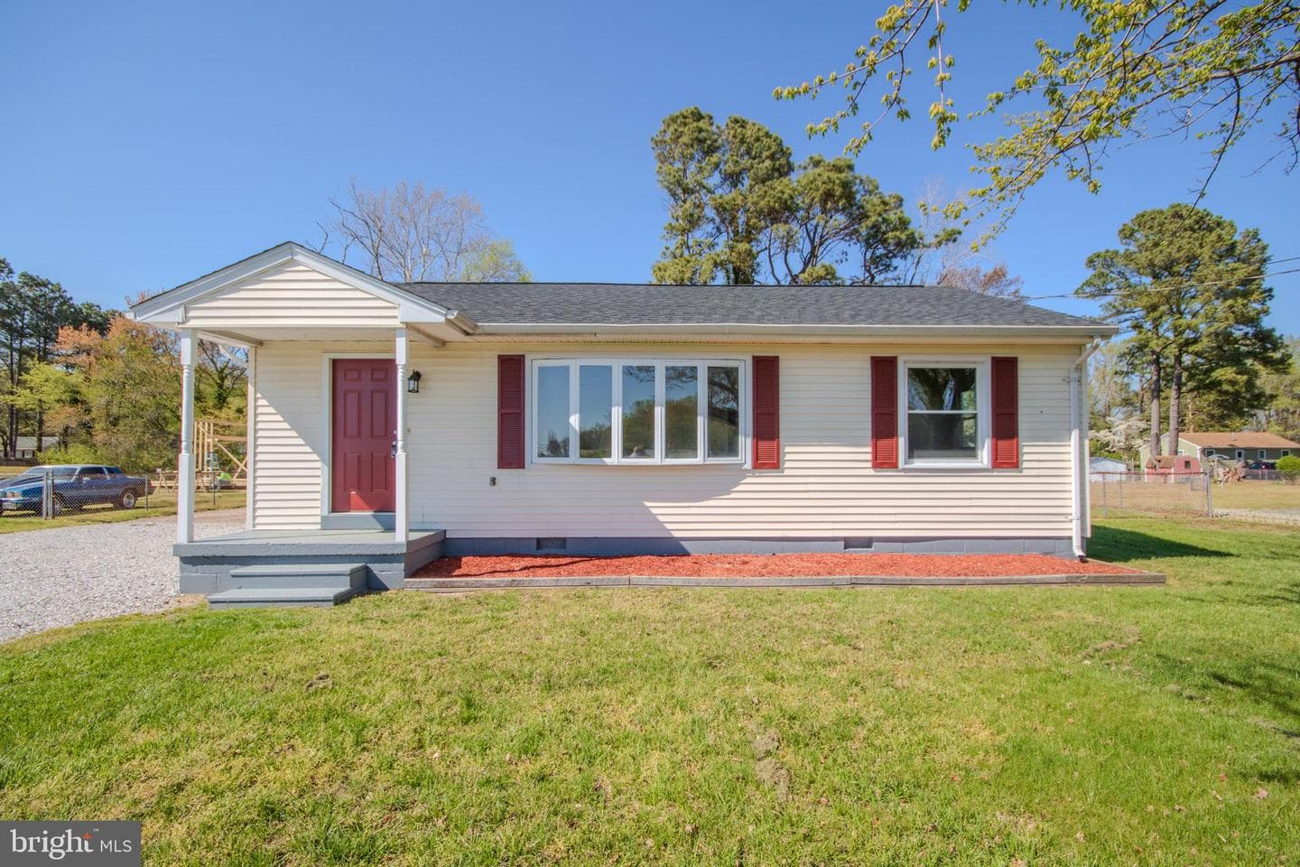 27520 Log Cabin Road photo 1