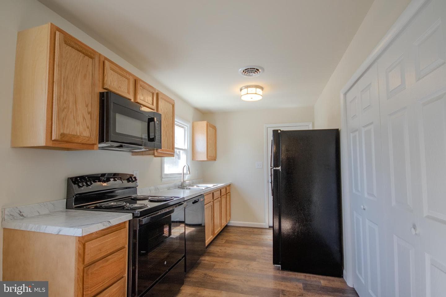 27520 Log Cabin Road photo 10