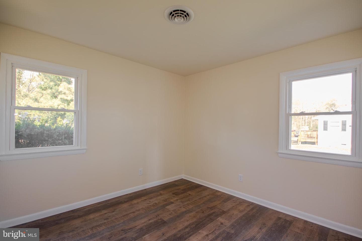 27520 Log Cabin Road photo 16