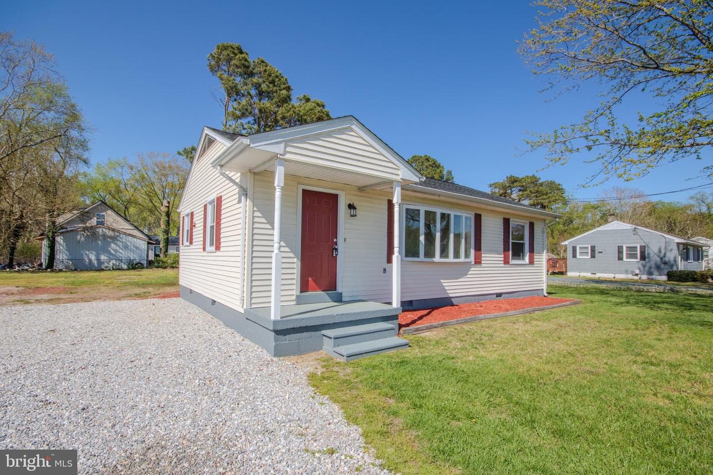 27520 Log Cabin Road photo 2