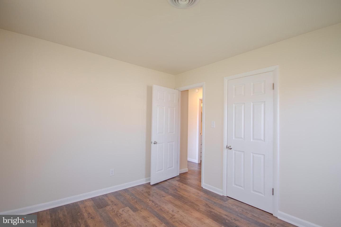 27520 Log Cabin Road photo 21