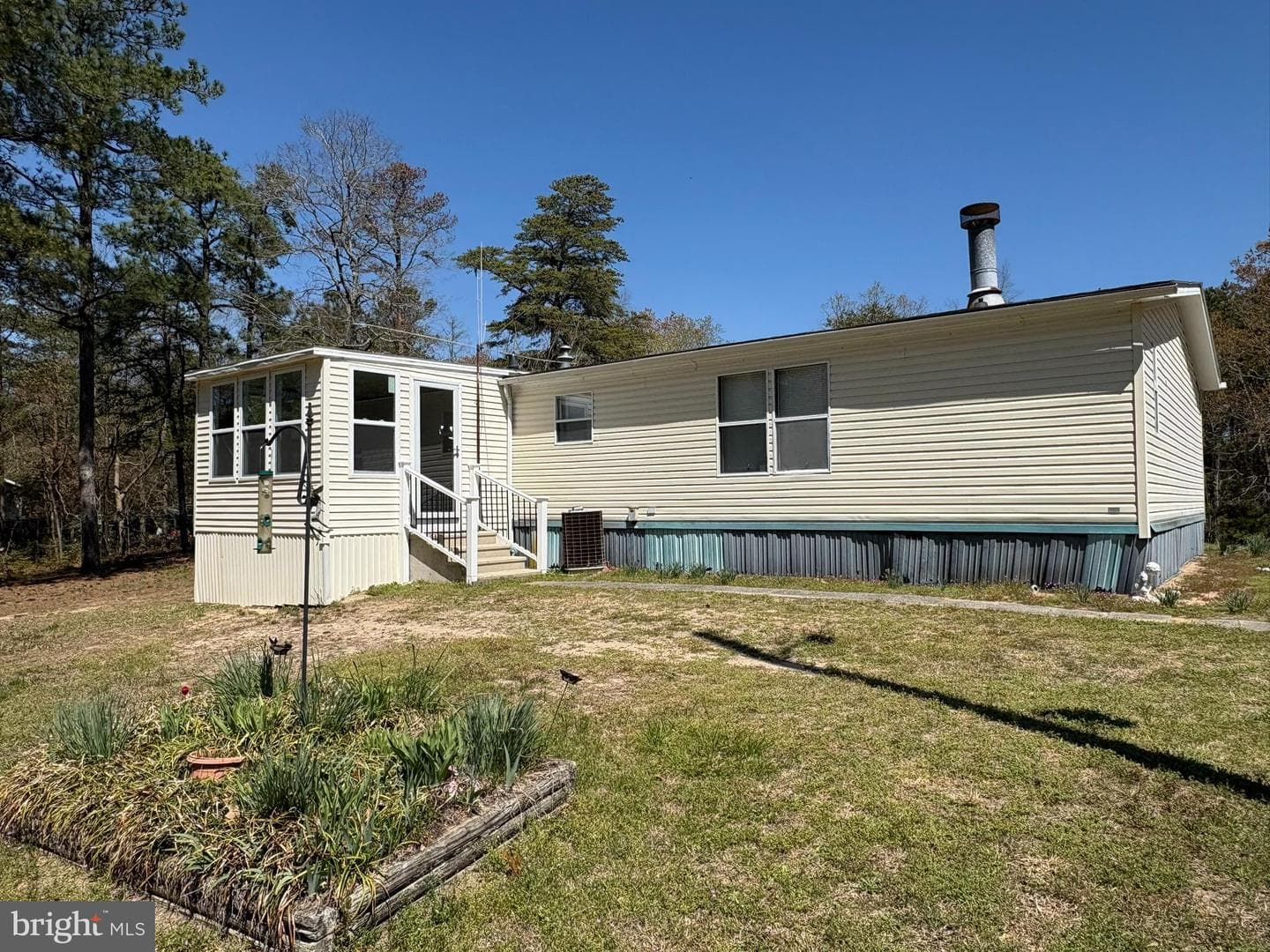 5460 Sandy Hill Road photo 17