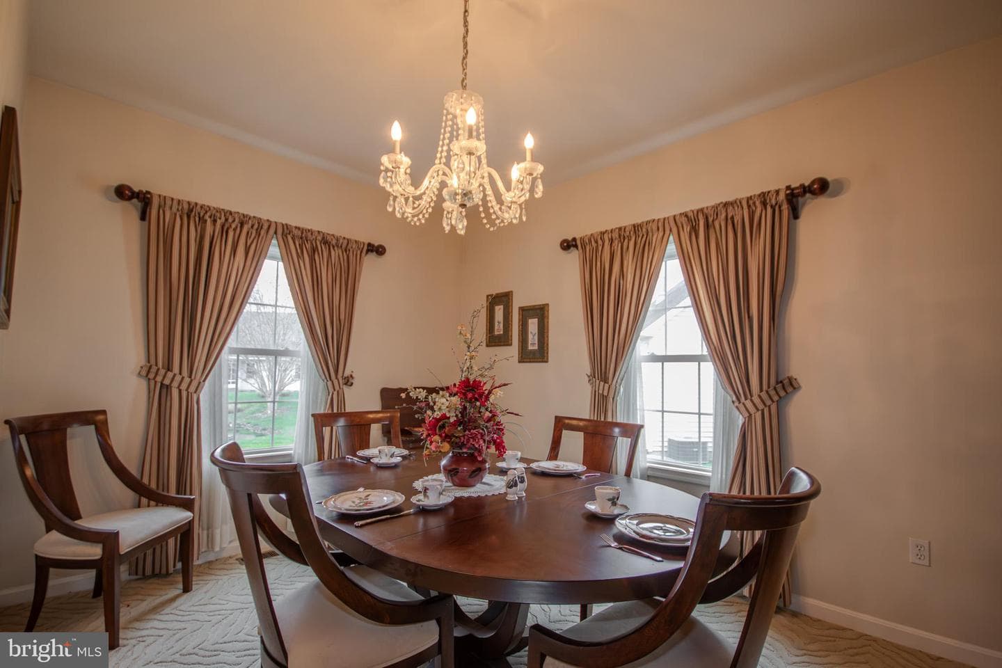 922 Winding Way photo 15