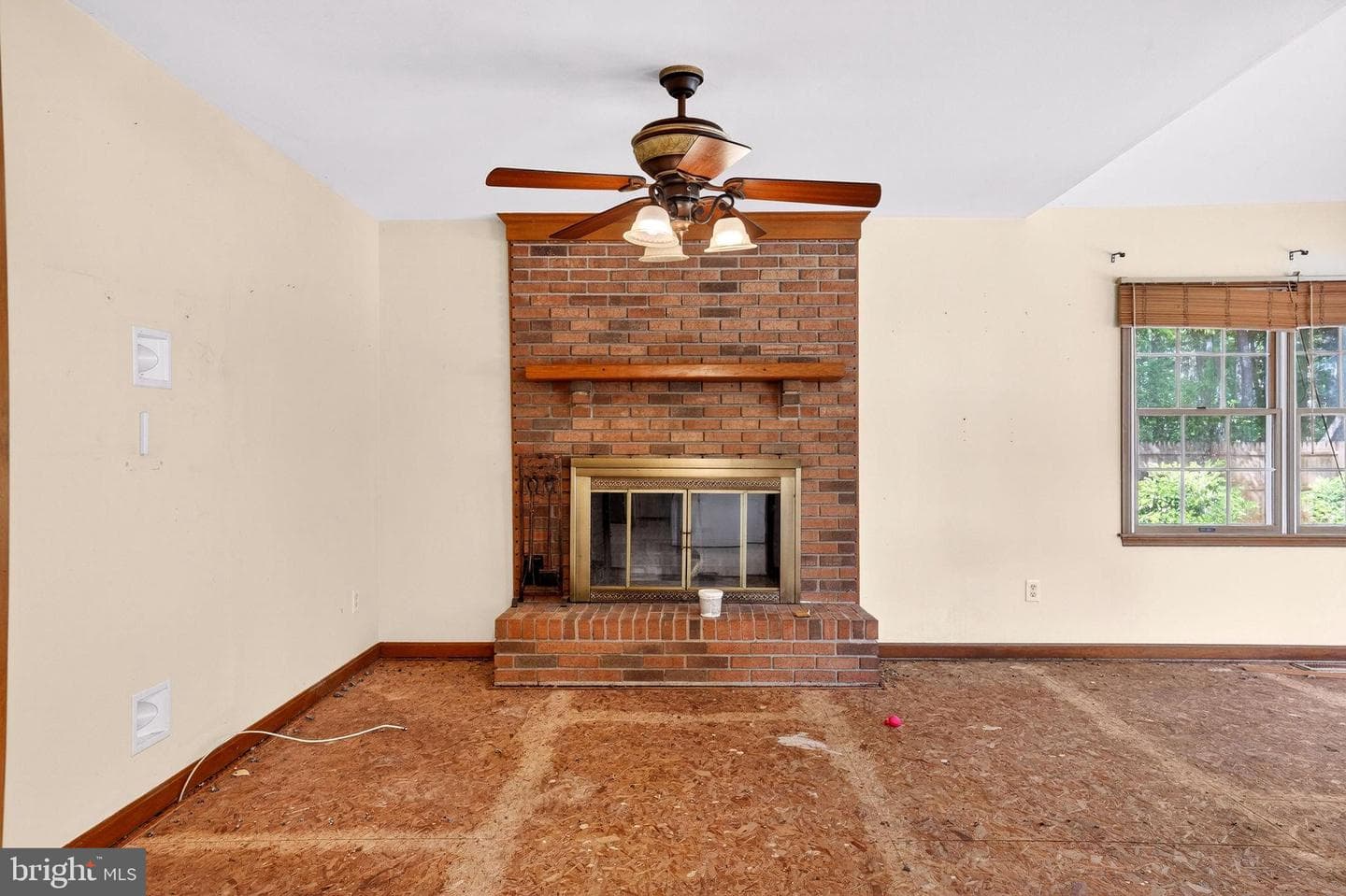 1005 Lantern Hill Court photo 15