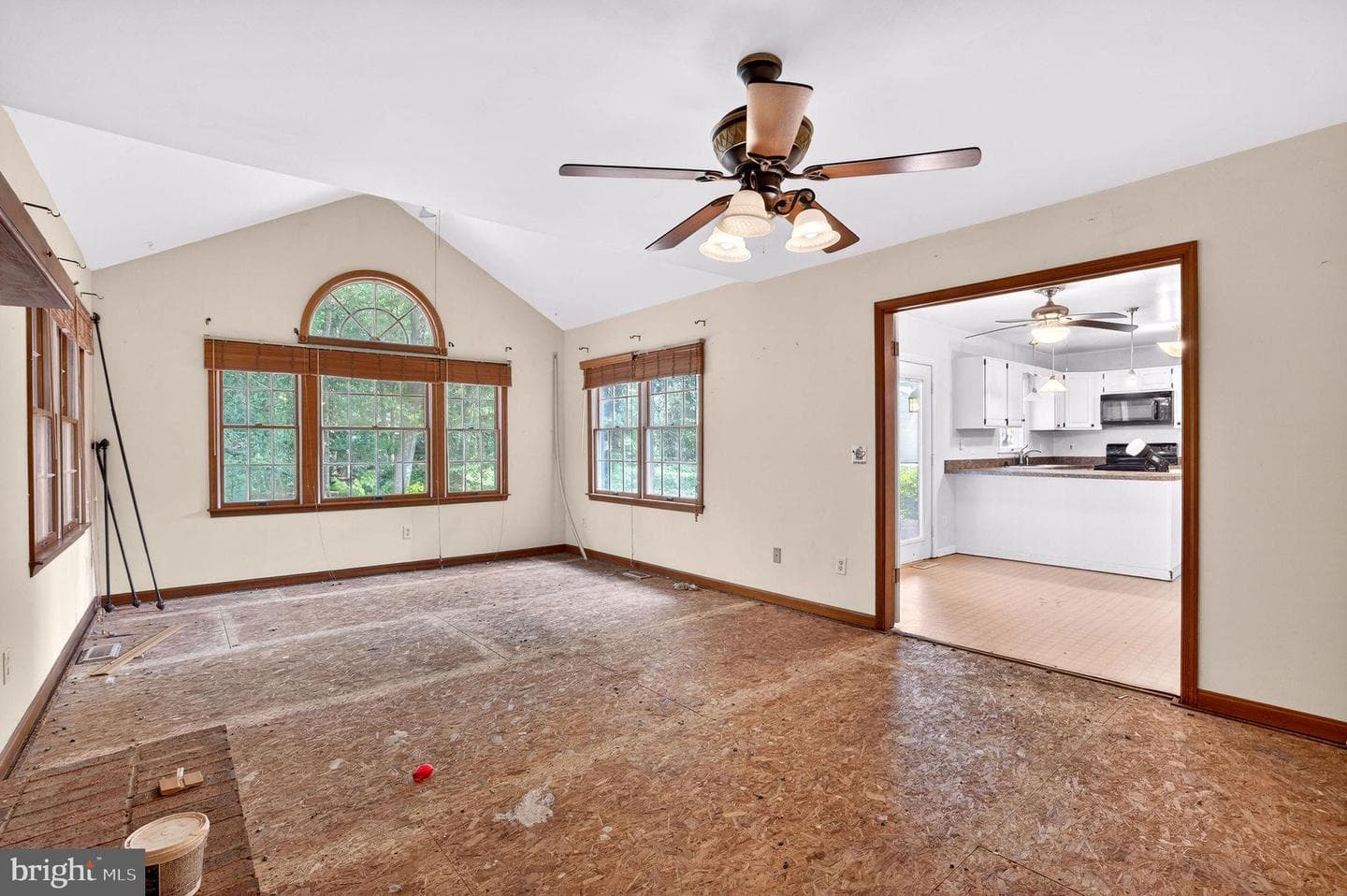 1005 Lantern Hill Court photo 19