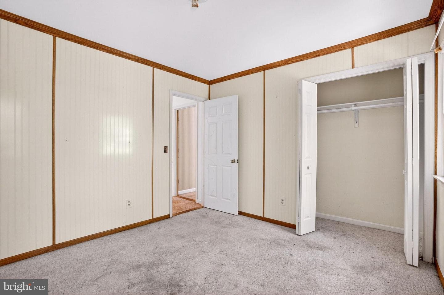 1005 Lantern Hill Court photo 34