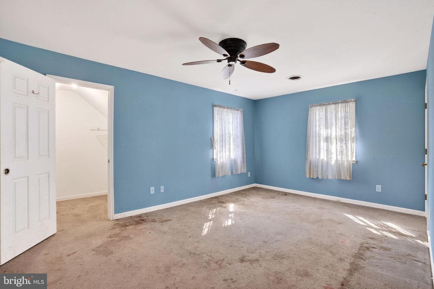 1005 Lantern Hill Court photo 35